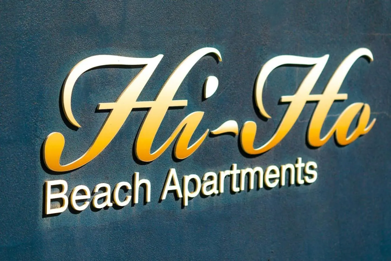 Tjs Beachside Broadbeach Apartment - Views, Wifi Gold Coast