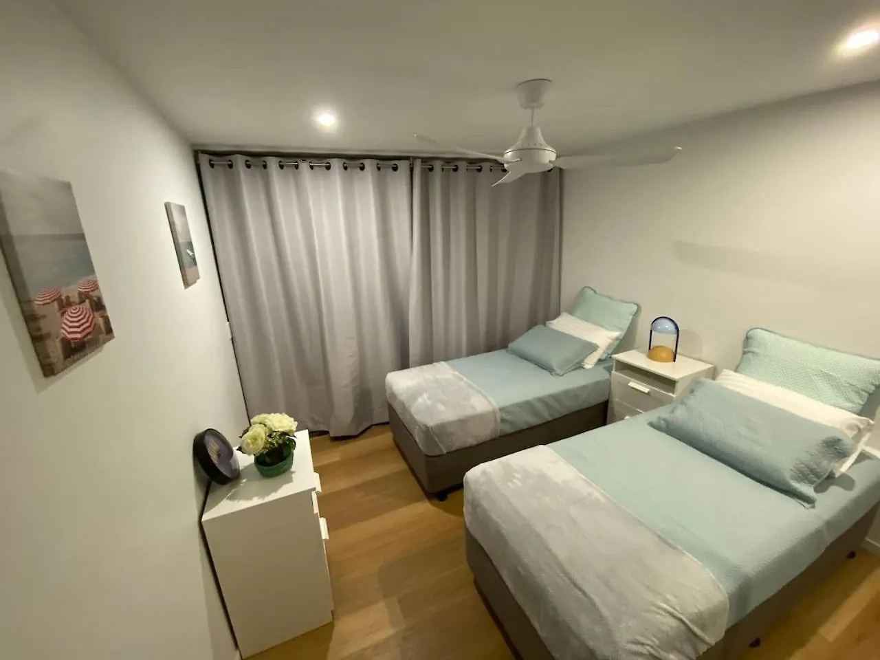 Tjs Beachside Broadbeach Apartment - Views, Wifi Gold Coast Australia